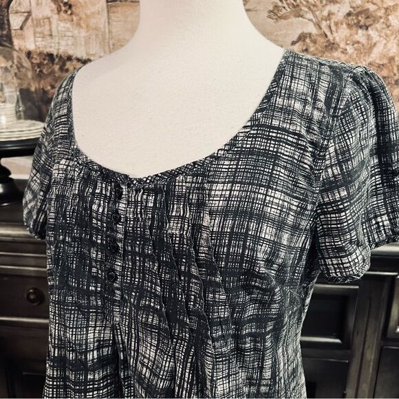 Calvin Klein Jeans Gray & Black Top size Large - Picture 1 of 10